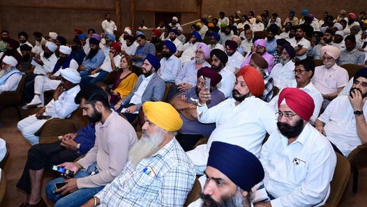 Photo-3 ਮਹਾਰਾਸ਼ਟਰ ਦੇ ਸਿੱਖ ਭਾਈਚਾਰੇ ਲਈ ਸਰਕਾਰੀ ਘੱਟ ਗਿਣਤੀ ਸਕੀਮਾਂ ਬਾਰੇ ਵਰਕਸ਼ਾਪ ਦਾ ਆਯੋਜਨ