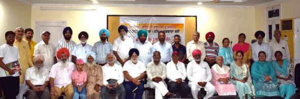 1-5 ਸਕੇਪ ਸਾਹਿਤਕ ਸੰਸਥਾ (ਰਜਿ.) ਫਗਵਾੜਾ ਵੱਲੋਂ “ਰੂ-ਬ-ਰੂ” ਸਮਾਗਮ ਅਤੇ “ਆਪਣੀ ਆਵਾਜ਼” ਰਿਸਾਲਾ ਰਿਲੀਜ਼