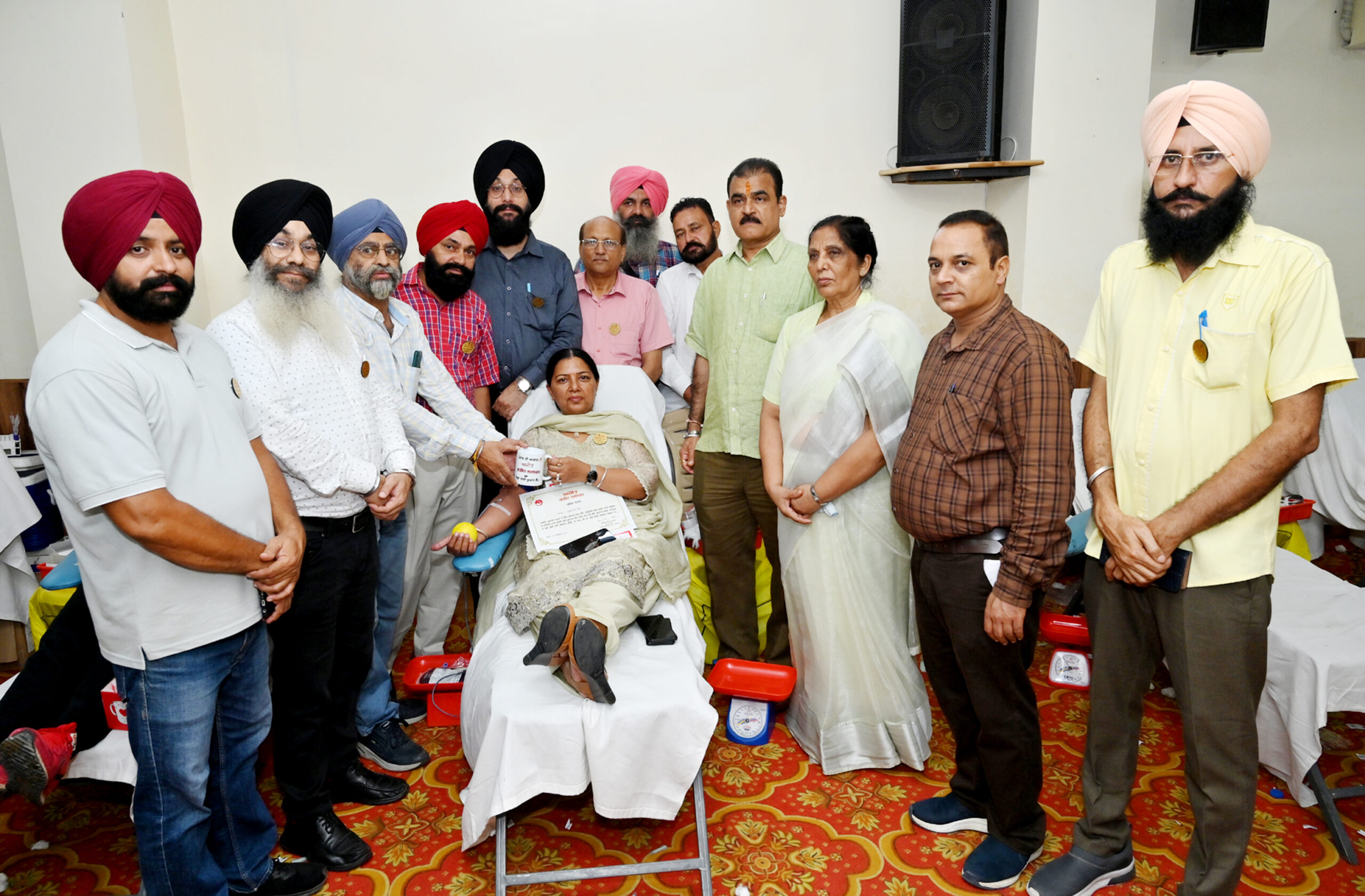 20Moga34-scaled ਅਜੀਤ’ ਪ੍ਰਕਾਸ਼ਨ ਸਮੂਹ ਦੇ ਮੁੱਖ ਸੰਪਾਦਕ ਡਾ. ਬਰਜਿੰਦਰ ਸਿੰਘ ਹਮਦਰਦ ਦੇ 82ਵਾਂ ਜਨਮ ਦਿਨ 'ਤੇ ਮੋਗਾ ਵਿਖੇ ਲਗਾਇਆ ਗਿਆ ਖ਼ੂਨਦਾਨ ਕੈਂਪ