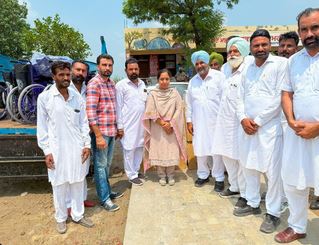 Capture-2 ਕੈਬਨਿਟ ਮੰਤਰੀ ਡਾ. ਬਲਜੀਤ ਕੌਰ ਨੇ ਮਲੋਟ ਹਲਕੇ ਵਿੱਚ ਵਿਕਾਸ ਕਾਰਜਾਂ ਲਈ ਲਗਭਗ 12 ਕਰੋੜ ਰੁਪਏ ਦੀਆਂ ਗ੍ਰਾਂਟਾਂ ਦਾ ਐਲਾਨ