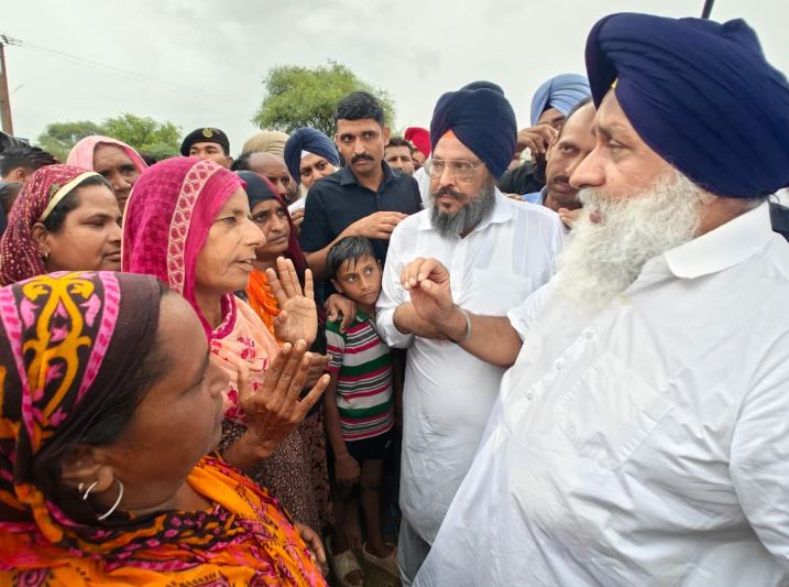 Capture-1 ਕਿਸਾਨਾਂ ਦੇ ਕਰਜ਼ਿਆਂ ’ਤੇ ਇਕ ਸਾਲ ਲਈ ਵਿਆਜ਼ ਮੁਆਫ ਕੀਤਾ ਜਾਵੇ: ਸੁਖਬੀਰ ਸਿੰਘ