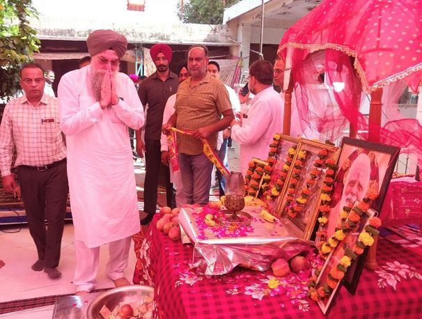 Capture-14 ਸਪੀਕਰ ਨੇ ਗਊਸ਼ਾਲਾ ਵਿਖੇ ਪ੍ਰੋਗਰਾਮ ਵਿੱਚ ਸ਼ਿਰਕਤ ਕੀਤੀ