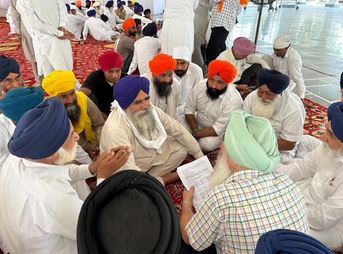 Capture-2-2 ਹੜ੍ਹ ਪੀੜਤਾਂ ਦੀ ਸਾਰ ਲੈਣ ਪਹੁੰਚੀ ਅਕਾਲੀ ਦਲ ਦੀ ਹਾਈ-ਪਾਵਰ ਕਮੇਟੀ