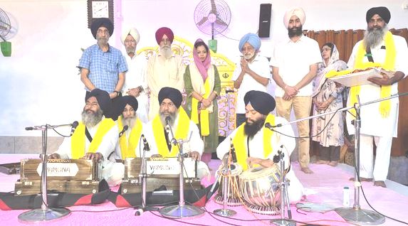 Capture-20 ਬਾਬਾ ਫ਼ਰੀਦ ਆਗਮਨ-ਪੁਰਬ ਦੇ ਚੌਥੇ ਦਿਨ ਕਥਾ- ਵਾਚਕ ਅਤੇ ਕੀਰਤਨੀ ਜੱਥੇ ਨੇ ਸੰਗਤਾਂ ਨੂੰ ਕੀਤਾ ਨਿਹਾਲ