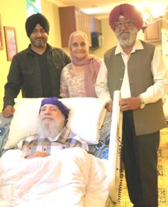 p7-244x300 (ਕੈਨੇਡਾ ਦੀ ਪਲੇਠੀ ਫੇਰੀ-2)/  “ਮੇਪਲ ਦੇ ਮੁਲਕ ‘ਚ ਗਰਮੀਆਂ ਦੀ ਰੁੱਤੇ”/ਪ੍ਰੋ. ਜਸਵੰਤ ਸਿੰਘ ਗੰਡਮ