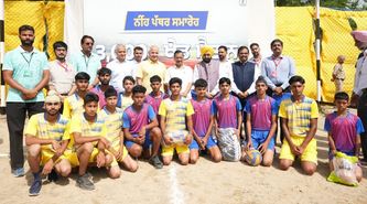 Capture-1-2 ਆਮ ਆਦਮੀ ਪਾਰਟੀ ਦੇ ਰਾਸ਼ਟਰੀ ਕਨਵੀਨਰ ਅਰਵਿੰਦ ਕੇਜਰੀਵਾਲ ਅਤੇ ਮੁੱਖ ਮੰਤਰੀ ਭਗਵੰਤ ਸਿੰਘ ਮਾਨ ਵੱਲੋਂ 3100 ਤੋਂ ਵੱਧ ਅਤਿ-ਆਧੁਨਿਕ ਸਟੇਡੀਅਮਾਂ ਦੇ ਨਿਰਮਾਣ ਪ੍ਰਾਜੈਕਟ ਦੀ ਸ਼ੁਰੂਆਤ