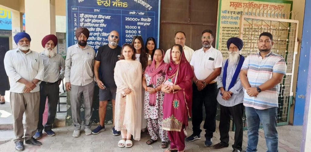 WhatsApp-Image-2025-10-14-at-12.22.09-PM-1024x501 ਯੂਕੇ ਸੱਲ ਪਰਿਵਾਰ ਨੇ ਪਲਾਹੀ ਸਕੂਲਾਂ ਨੂੰ ਦਿੱਤੇ 50 ਹਜ਼ਾਰ ਰੁਪਏ ਅਤੇ ਆਂਗਨਵਾੜੀ ਲਈ ਕਮਰਾ ਬਨਾਉਣ ਦਾ ਵਾਅਦਾ ਦਿੱਤਾ