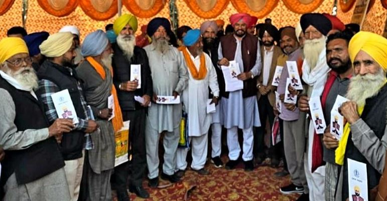 4-18 ਜਮੀਨਾਂ ਠੇਕੇ ਤੇ ਲੈ ਕੇ ਖੇਤੀ ਕਰਦੇ ਪ੍ਰਭਾਵਿਤ ਕਿਸਾਨਾਂ ਨੂੰ ਹੀ ਫਸਲਾਂ ਦੇ ਖਰਾਬੇ ਦਾ ਮੁਆਵਜਾ ਮਿਲੇਗਾ- ਧਾਲੀਵਾਲ