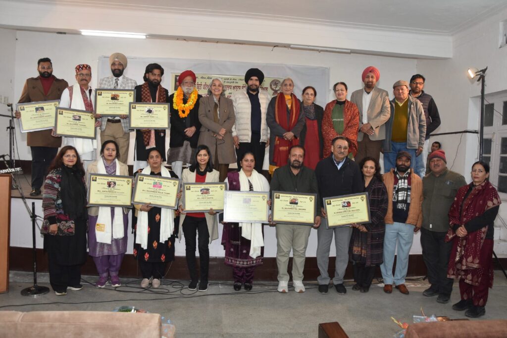 WhatsApp-Image-2026-01-12-at-11.40.09-PM-1024x683 ਸ਼੍ਰੋਮਣੀ ਦਾਰਸ਼ਨਿਕ ਅਵਾਰਡ ਨਾਲ ਡਾ. ਸਵਰਾਜ ਸਿੰਘ ਸਨਮਾਨਿਤ।