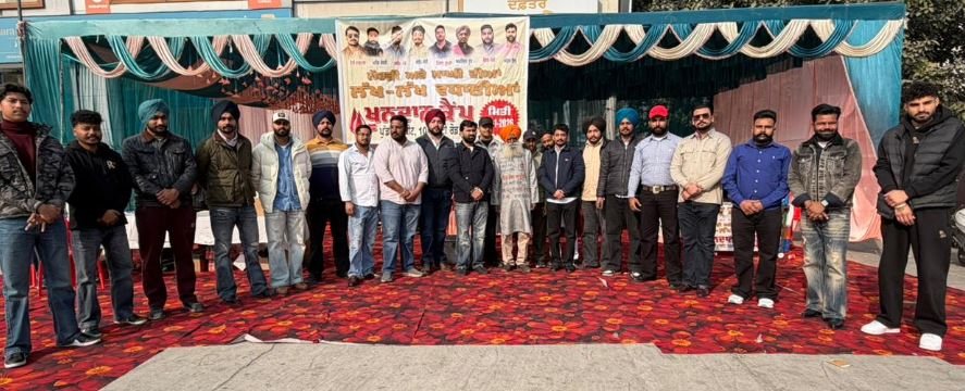 blood-donate-1 ਸਮਾਜ ਸੇਵਾ ਦੀ ਭਾਵਨਾ ਵਾਲੇ ਨੌਜਵਾਨਾਂ ਵੱਲੋਂ 100 ਫੁੱਟੀ ਰੋਡ, ਬਠਿੰਡਾ ਵਿਖੇ ਖੂਨਦਾਨ ਕੈਂਪ ਲਾਇਆ ਗਿਆ