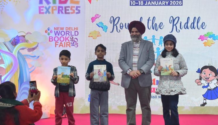 darshan-singh-asht ਨੈਸ਼ਨਲ ਬੁੱਕ ਟਰੱਸਟ ਵੱਲੋਂ ਡਾ. ਦਰਸ਼ਨ ਸਿੰਘ ‘ਆਸ਼ਟ` ਦੀ ਉੜੀਆ ਭਾਸ਼ਾ ਵਿਚ ਅਨੁਵਾਦਿਤ ਪੁਸਤਕ ‘ਸ਼੍ਰਮਾਅਰਜਿਤਾ ਸੁਖਾ` ਦਾ ਲੋਕ-ਅਰਪਣ