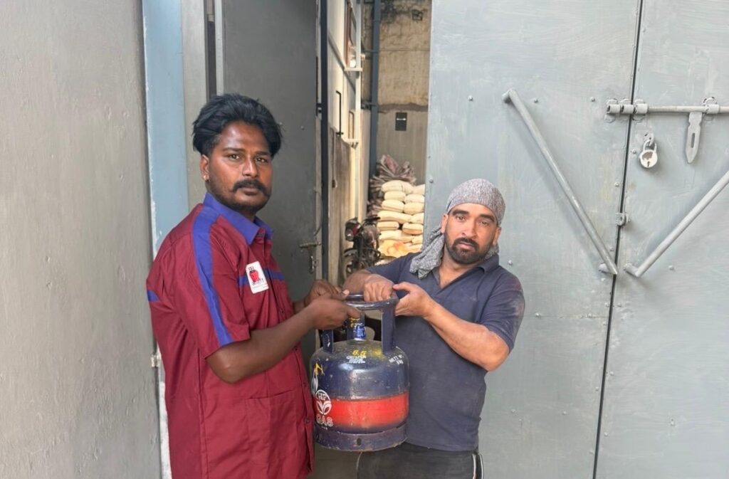 811b8fba-f6ed-4d6b-bbbe-2ca40ce8885b-1024x673 5 ਕਿਲੋ ਫ੍ਰੀ ਟ੍ਰੇਡ ਐਲ ਪੀ ਜੀ ਸਿਲੰਡਰ ਢੁਕਵੀਂ ਗਿਣਤੀ ਵਿੱਚ ਉਪਲਬਧ; ਮੋਹਾਲੀ ਪ੍ਰਸ਼ਾਸਨ ਵੱਲੋਂ ਲੋਕਾਂ ਨੂੰ ਘਬਰਾਹਟ ਤੋਂ ਬਚਣ ਦੀ ਅਪੀਲ