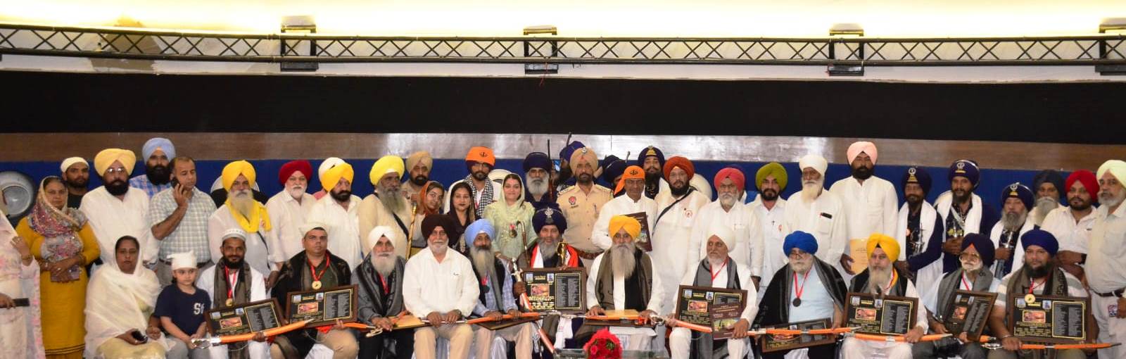 2-1 ਚੱਪੜਚਿੜੀ ਦੇ ਇਤਿਹਾਸਿਕ ਅਸਥਾਨ 'ਤੇ ਹੋਏ ਸਮਾਗਮ ਵਿੱਚ ਖੇਤੀਬਾੜੀ ਮੰਤਰੀ ਗੁਰਮੀਤ ਸਿੰਘ ਖੁੱਡੀਆਂ ਨੇ ਕੀਤੀ ਸ਼ਿਰਕਤ