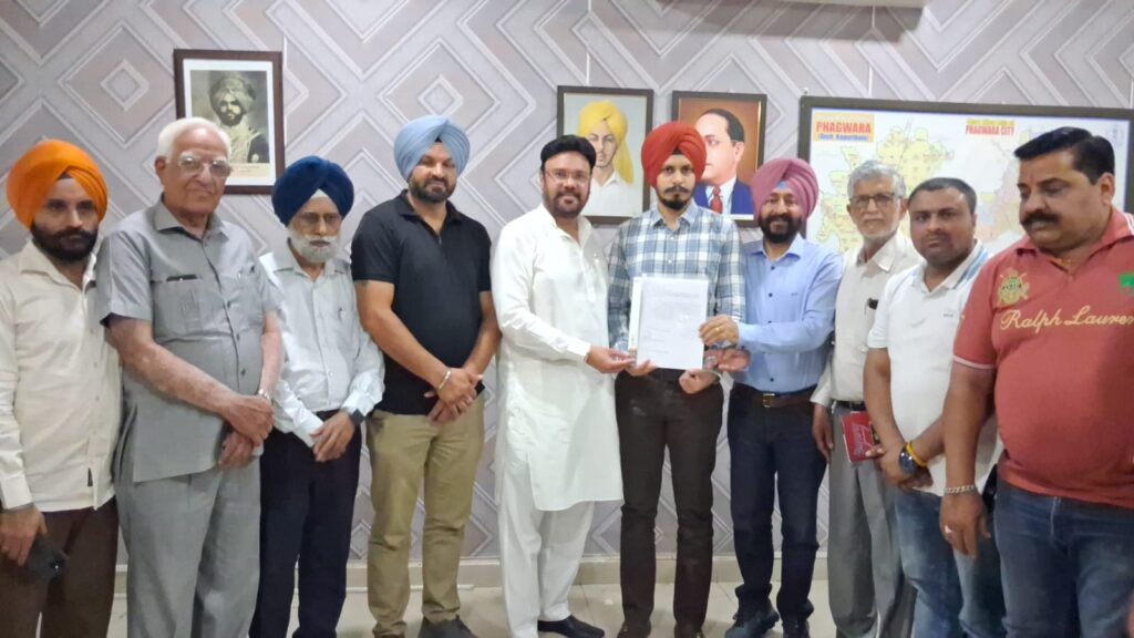 photo1-22-may-1024x576 ਲੇਖਕਾਂ ਨੇ ਆਰਮੀ ਪਬਲਿਕ ਸਕੂਲਾਂ ਵਿੱਚ ਸੰਸਕ੍ਰਿਤ ਨੂੰ ਲਾਜ਼ਮੀ ਅਤੇ ਪੰਜਾਬੀ ਨੂੰ ਵਾਧੂ ਵਿਸ਼ਾ ਬਣਾਏ ਜਾਣ ’ਤੇ ਕੀਤਾ ਰੋਸ ਪ੍ਰਗਟ