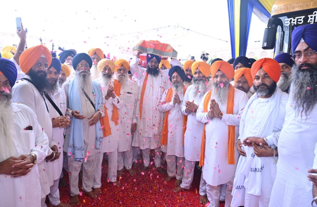 115-1024x669 ਸ੍ਰੀ ਅਕਾਲ ਤਖ਼ਤ ਸਾਹਿਬ ਦੀ ਪ੍ਰਭੂਸਤਾ, ਕੌਮੀ ਏਕਤਾ ਤੇ ਪੰਥਕ ਚੇਤਨਾ ਦੇ ਸੰਦੇਸ਼ ਨਾਲ ਮੀਰੀ ਪੀਰੀ ਖਾਲਸਾ ਮਾਰਚ ਆਰੰਭ