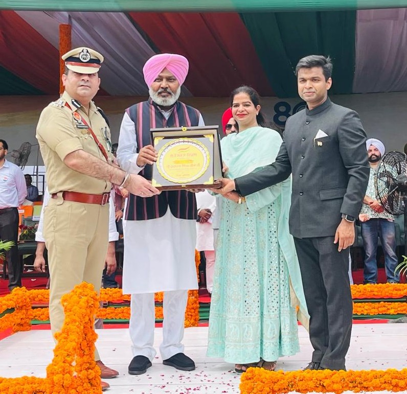 Pic-8 ਮੁੱਖ ਮੰਤਰੀ ਭਗਵੰਤ ਸਿੰਘ ਮਾਨ ਦੀ ਅਗਵਾਈ ਹੇਠ ਪੰਜਾਬ ਸਰਕਾਰ ਸ਼ਹੀਦਾਂ ਦੇ ਸੁਪਨਿਆਂ ਦਾ ‘ਰੰਗਲਾ ਪੰਜਾਬ’ ਸਿਰਜਣ ਲਈ ਵਚਨਬੱਧ: ਹਰਪਾਲ ਸਿੰਘ ਚੀਮਾ