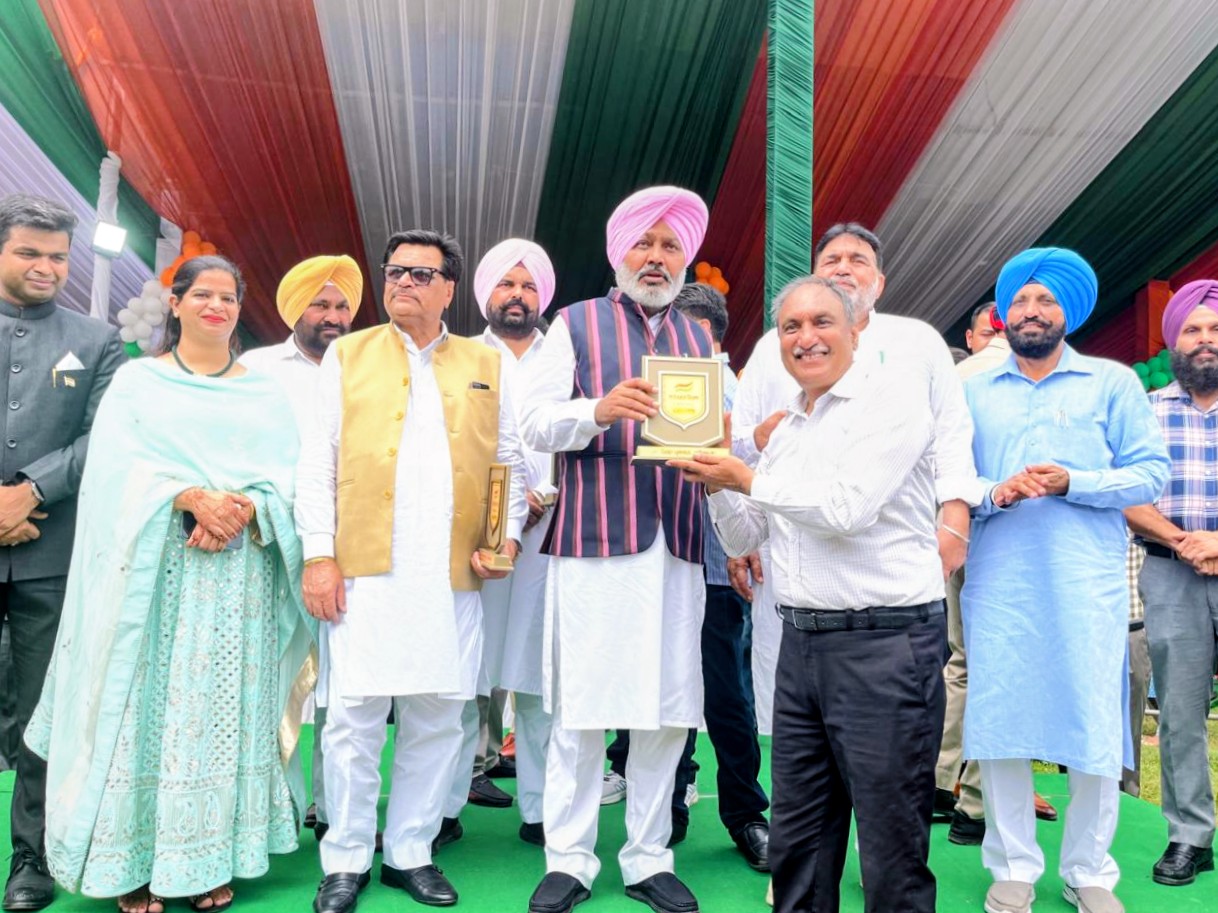 Pic-9 ਮੁੱਖ ਮੰਤਰੀ ਭਗਵੰਤ ਸਿੰਘ ਮਾਨ ਦੀ ਅਗਵਾਈ ਹੇਠ ਪੰਜਾਬ ਸਰਕਾਰ ਸ਼ਹੀਦਾਂ ਦੇ ਸੁਪਨਿਆਂ ਦਾ ‘ਰੰਗਲਾ ਪੰਜਾਬ’ ਸਿਰਜਣ ਲਈ ਵਚਨਬੱਧ: ਹਰਪਾਲ ਸਿੰਘ ਚੀਮਾ