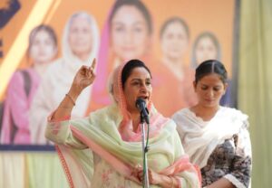 819933177_1404541794425978_575225731364667853_n-300x208 ਆਪ ਨਸ਼ਾ ਤਸਕਰਾਂ ਨੂੰ ਬਚਾਉਣ ਤੇ ਉਹਨਾਂ ਨੂੰ ਬੇਨਕਾਬ ਕਰਨ ਵਾਲਿਆਂ ’ਤੇ ਤਸ਼ੱਦਦ ਢਾਹੁਣ ਦੀ ਨੀਤੀ ’ਤੇ ਚਲ ਰਹੀ ਐ: ਹਰਸਿਮਰਤ ਕੌਰ ਬਾਦਲ