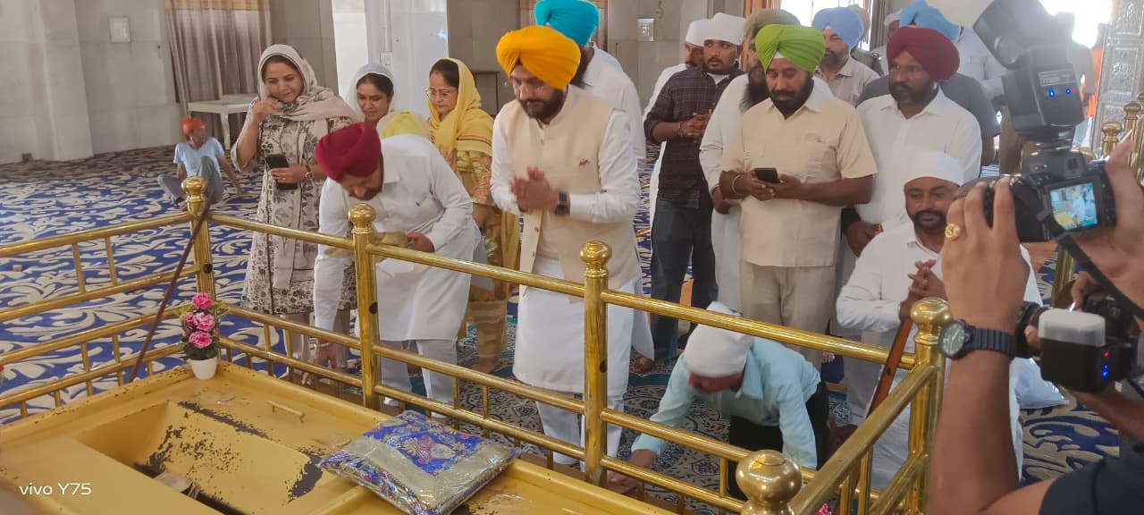 Pics-14.9.26-cabinet-minister-2 ਕੈਬਨਿਟ ਮੰਤਰੀ ਸ. ਸੌਂਦ ਨੇ ਸ੍ਰੀ ਮੁਕਤਸਰ ਸਾਹਿਬ ਵਿਖੇ 8.74 ਕਰੋੜ ਰੁਪਏ ਦੀ ਲਾਗਤ ਨਾਲ ਬਣਨ ਵਾਲੀ ਹੈਰੀਟੇਜ ਸਟਰੀਟ ਦਾ ਰੱਖਿਆ ਨੀਂਹ ਪੱਥਰ