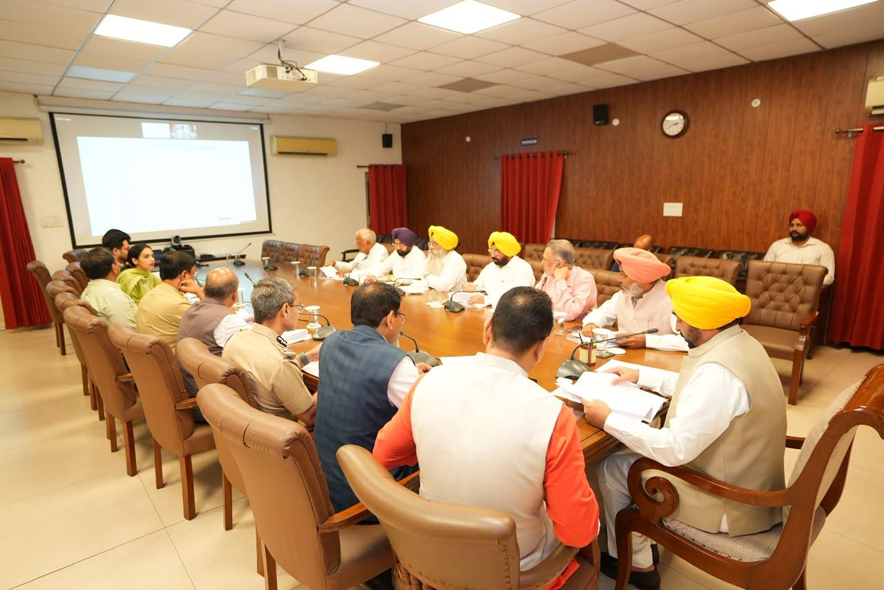 WhatsApp-Image-2026-09-15-at-6.44.29-PM ਮੁੱਖ ਮੰਤਰੀ ਭਗਵੰਤ ਸਿੰਘ ਮਾਨ ਵੱਲੋਂ 'ਯੁੱਧ ਨਸ਼ਿਆਂ ਵਿਰੁੱਧ' ਮੁਹਿੰਮ ਬਾਰੇ ਉੱਚ-ਪੱਧਰੀ ਸਮੀਖਿਆ ਮੀਟਿੰਗ ਦੀ ਪ੍ਰਧਾਨਗੀ, ਨਸ਼ਿਆਂ ਵਿਰੁੱਧ ਫੈਸਲਾਕੁੰਨ ਕਦਮ ਚੁੱਕਣ ਲਈ ਕਿਹਾ